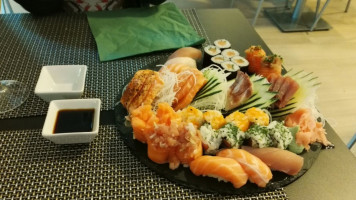 Miyagi Sushi food