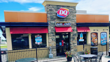 Dairy Queen Grill Chill inside