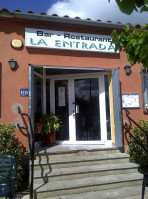 L'entrada outside