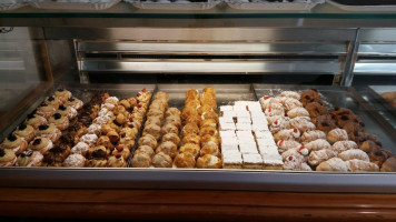 Pasticceria Leone Di Russo Alfredo food