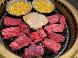 Kobe Wagyu Yakiniku food