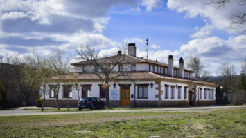 Entrerrobles outside