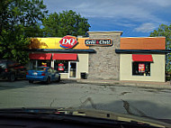 Dairy Queen Grill Chill outside