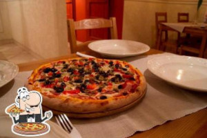 Pizzeria Milano food