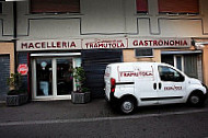 Macelleria Tramutola outside