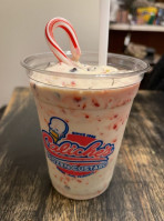 Caliche's Frozen Custard food