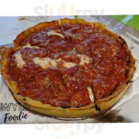 Lou Malnati's - Schaumburg (Roselle Rd) food