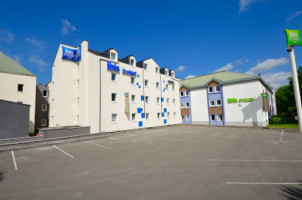 Ibis Styles inside