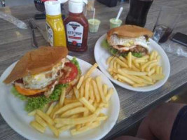 Hamburguer E Cia food