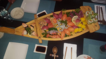 Sushi Nord food