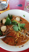 ร้านก๋วยเตี๋ยวต้มยำคุณดาว food