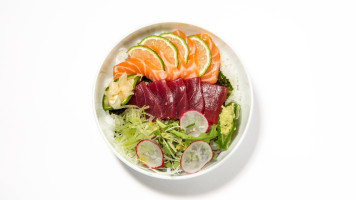 Chirashi food