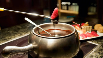 The Melting Pot Louisville food