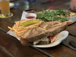 Flying Saucer Draught Emporium Houston food