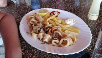 Yialos Tavern By The Sea food