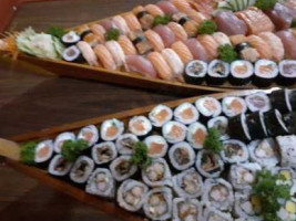 Akiro Sushi food