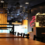 Shiso Burger Inomhus