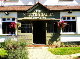 Motte And Bailey Pirton outside