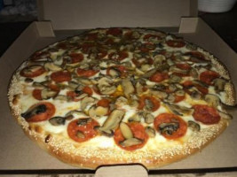 Bambino's Pizza food