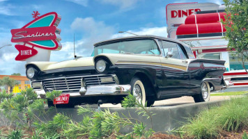 Sunliner Diner outside