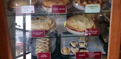 Apple Alley Bakery food