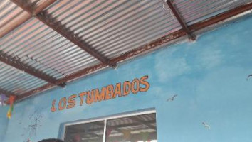 Los Tumbados food