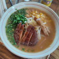 Hana Ramen food