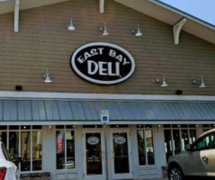 East Bay Deli Summerville outside