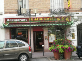 Le Jade Royal outside