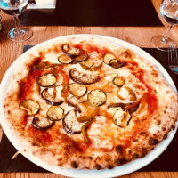 Solo Pizza Napoletana food