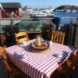 Holmbom's Ark Fotö Hamncafé Mat