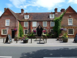 Rose And Crown outside