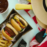 Shake Shack First National Building Downtown Detroit food