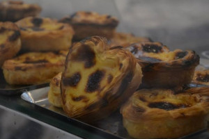 A Casa Dos Pasteis food