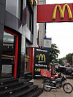 Mcdonald's Kotahena outside