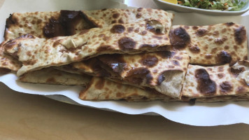 Safak Pide Salonu food