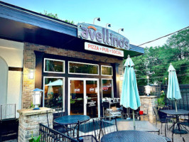 Avellino's Wood Fire Pizzeria Brookhaven inside