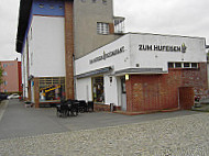 Zum Hufeisen outside