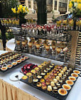 Sunday Champagne Brunch At The Landmark London inside