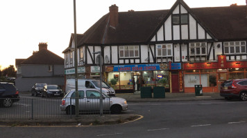 Legend Kebab Centre outside