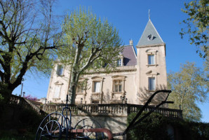 Auberge De La Tuilerie inside