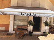 Garum outside