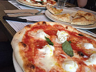 D.O.C. Pizza & Mozzarella Bar food