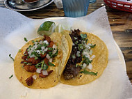 Taqueria El Taco food