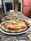 4 Ruote Pizzeria food