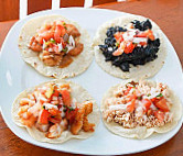 Marisqueria El Taco Loco food