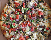 Round Table Pizza food