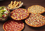 Round Table Pizza food