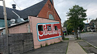 The Playhouse Swillburger outside