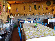 La Trattoria Degli Amici inside